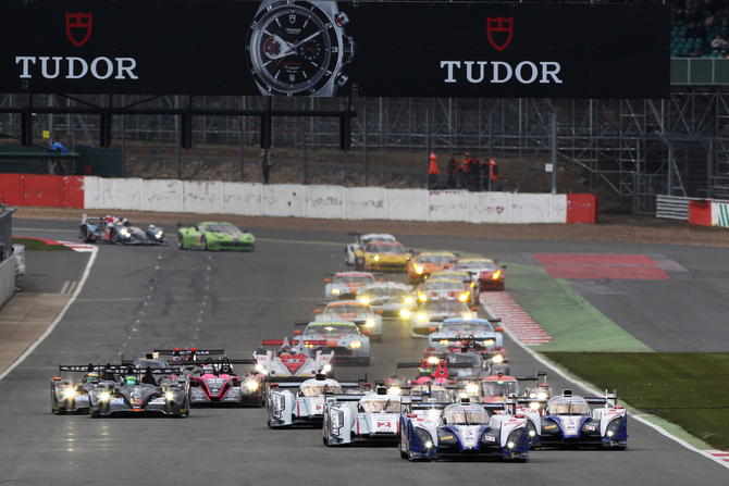 Toyota had some problems and fell to third and fourth place Toyota had some problems and fell to third and fourth place