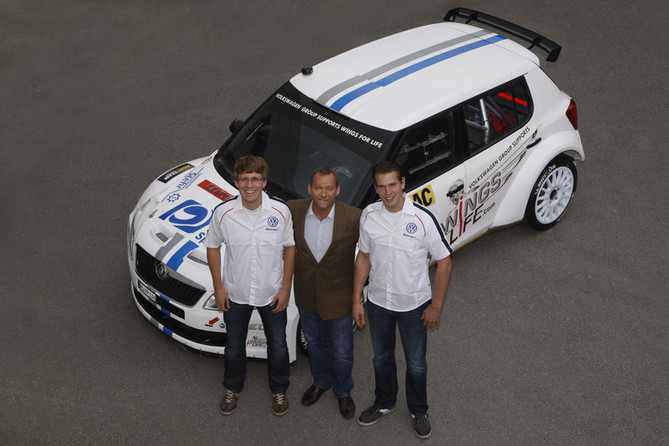 Carlos Sainz Working Closely with Volkswagen to Develop WRC Car Carlos Sainz Working Closely with Volkswagen to Develop WRC Car