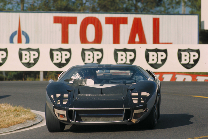 Ford vs Ferrari - a Rivalidade: Parte 2 Ford vs Ferrari - a Rivalidade: Parte 2