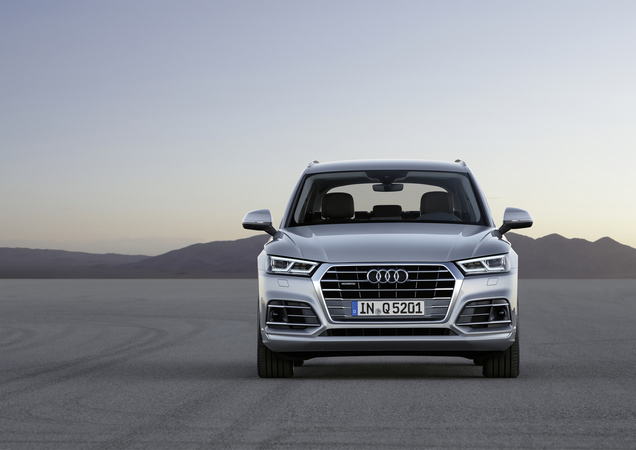 Audi Q5 2.0 TDI quattro Audi Q5 2.0 TDI quattro