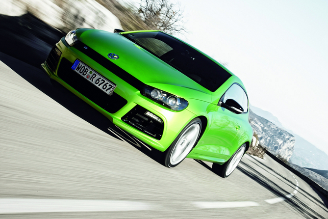 Volkswagen Scirocco R DSG Volkswagen Scirocco R DSG