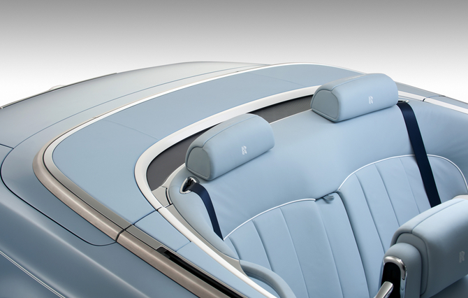Rolls-Royce Shows Art Deco Inspired Cars in Paris Rolls-Royce Shows Art Deco Inspired Cars in Paris