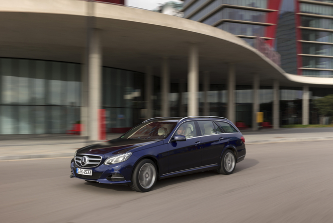 Mercedes-Benz E 250 BlueTEC SW Mercedes-Benz E 250 BlueTEC SW