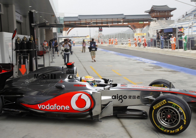 Hamilton beats Vettel and ends Red Bull run of poles Hamilton beats Vettel and ends Red Bull run of poles