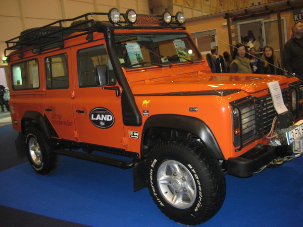 Land Rover Defender Soft Top 90 Td4 E Land Rover Defender Soft Top 90 Td4 E
