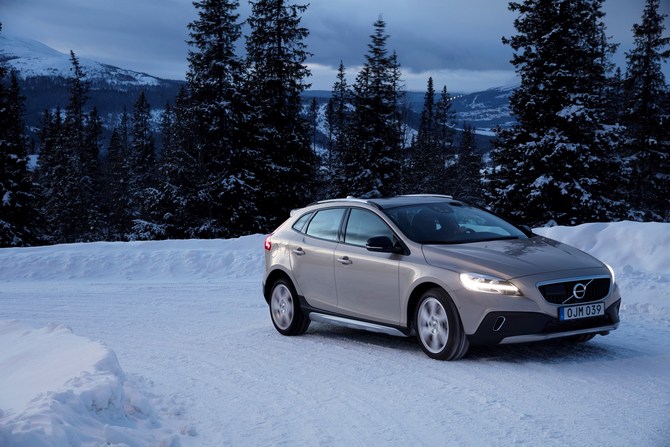 Volvo V40 Cross Country D3 Pro Geartronic Volvo V40 Cross Country D3 Pro Geartronic