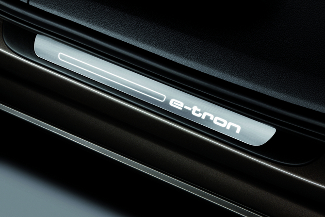 E-Tron é nomenclatura encontrada pela Audi para definir os seus modelos híbridos E-Tron é nomenclatura encontrada pela Audi para definir os seus modelos híbridos