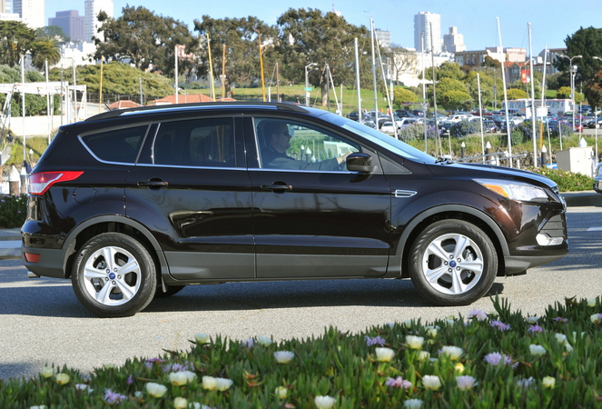 Ford Escape 1.6 EcoBoost AWD Ford Escape 1.6 EcoBoost AWD