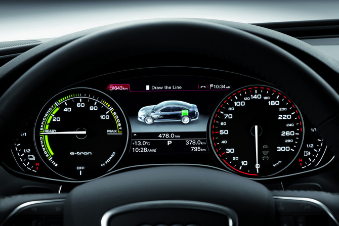 Instead of a tachometer, there is a power meter. Instead of a tachometer, there is a power meter.