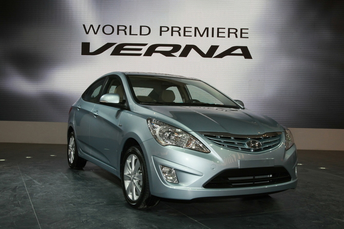Hyundai Verna 1.4L DOHC AT Hyundai Verna 1.4L DOHC AT