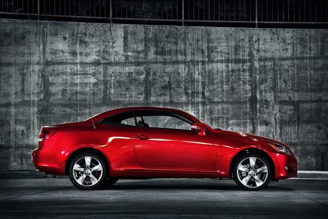 Lexus IS C 250 RWD Manual Lexus IS C 250 RWD Manual