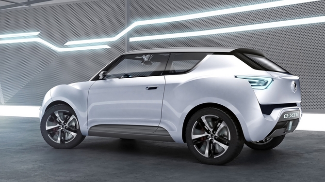 Ssangyong e-XIV Concept Is an Range Extended SUV with a Roof-Mounted Solar Panel Ssangyong e-XIV Concept Is an Range Extended SUV with a Roof-Mounted Solar Panel