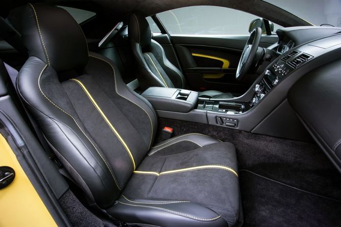 Aston Martin V12 Vantage S Aston Martin V12 Vantage S