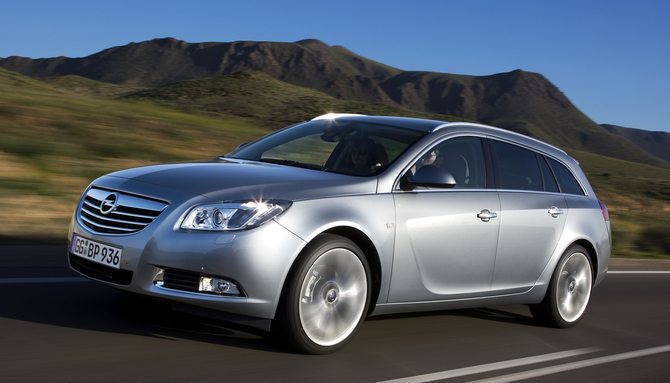 Opel Insignia 2.0 Turbo Sport Active Select Opel Insignia 2.0 Turbo Sport Active Select