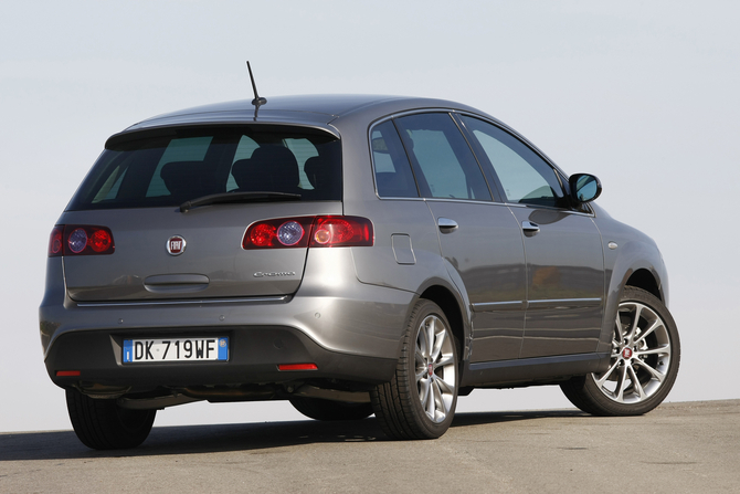 Fiat Croma 1.9 Multijet 16v Automatic Fiat Croma 1.9 Multijet 16v Automatic