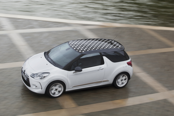 Citroën DS3 1.4 HDi 70 Chic Citroën DS3 1.4 HDi 70 Chic