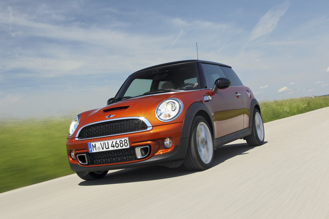 MINI (BMW) Mini Cooper S 184 hp Auto MINI (BMW) Mini Cooper S 184 hp Auto