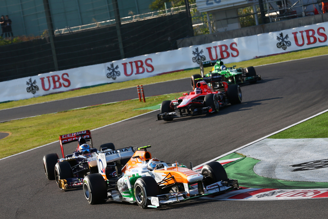 Customer cars increase the revenue of larger teams Customer cars increase the revenue of larger teams