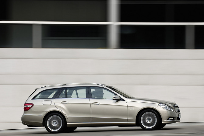 Mercedes-Benz E 230 Estate Automatic Mercedes-Benz E 230 Estate Automatic