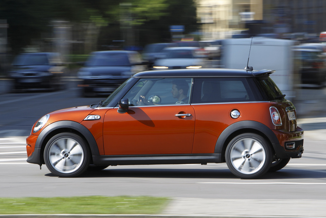 MINI (BMW) Mini Cooper S 184 hp Auto MINI (BMW) Mini Cooper S 184 hp Auto