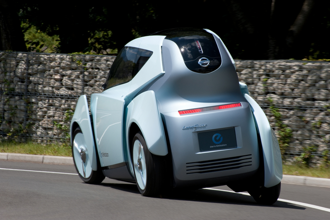 O Land Glider já apresenta alguma semelhança com o Twizy O Land Glider já apresenta alguma semelhança com o Twizy
