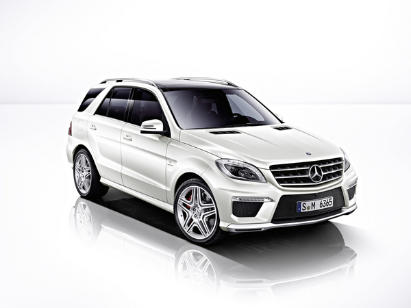 Mercedes Will Debut Four New AMG Models to the US at the LA Auto Show Mercedes Will Debut Four New AMG Models to the US at the LA Auto Show