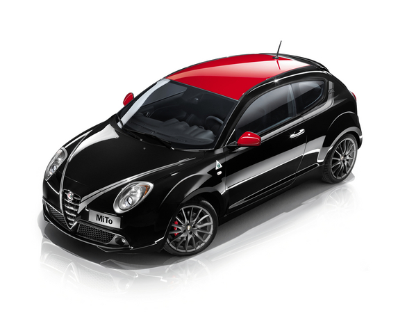 A edição especial foi criada para celebrar duas efemérides da Alfa Romeo A edição especial foi criada para celebrar duas efemérides da Alfa Romeo