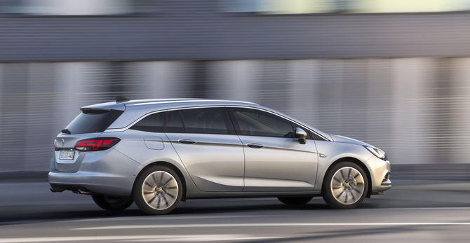 Opel Astra Sports Tourer 1.6 Turbo ECOTEC Opel Astra Sports Tourer 1.6 Turbo ECOTEC
