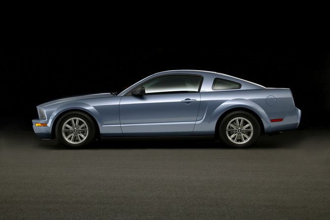 Ford Mustang V6 Automatic Ford Mustang V6 Automatic