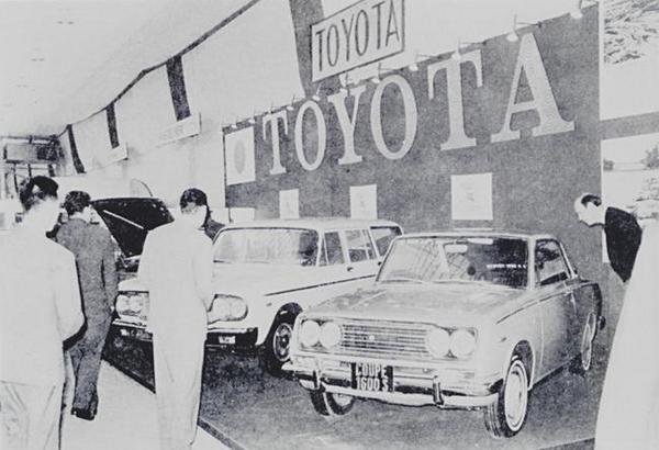 1966- Toyota Corona and Crown make European debut at the Paris Motor Show 1966- Toyota Corona and Crown make European debut at the Paris Motor Show