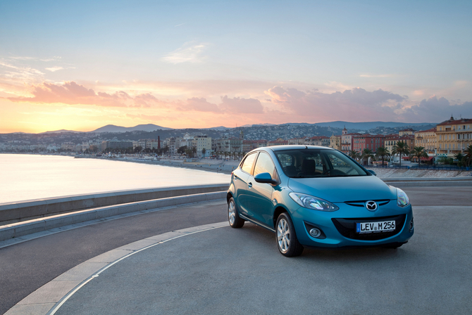 Mazda 2 MZ-CD 1.6 Sport 95 Mazda 2 MZ-CD 1.6 Sport 95