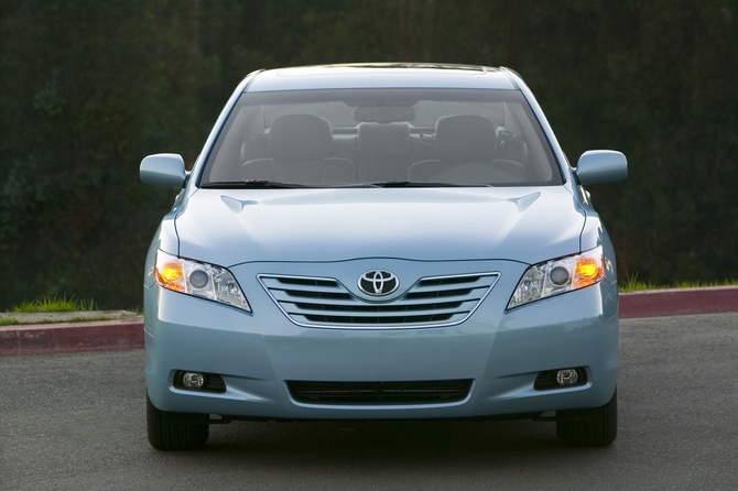 Toyota Camry XLE 5-Spd AT Toyota Camry XLE 5-Spd AT