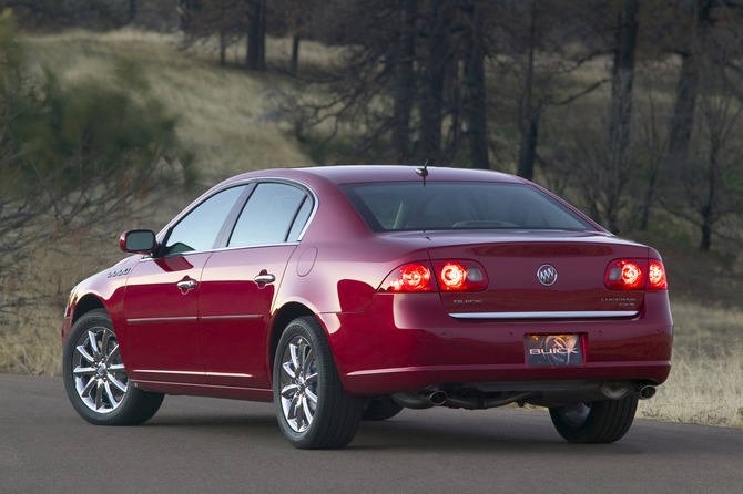 Buick Lucerne V8 Buick Lucerne V8