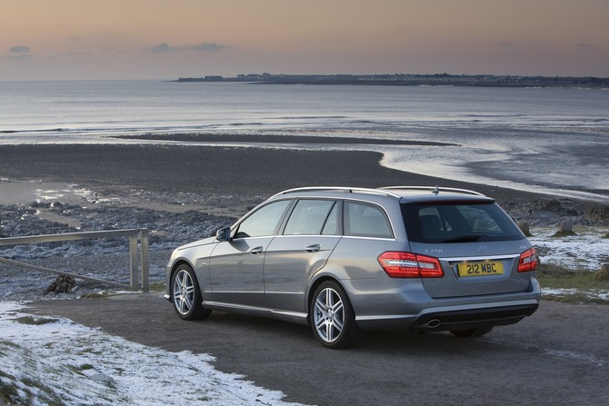 Mercedes-Benz E250 Estate CDI BlueEFF. SE Mercedes-Benz E250 Estate CDI BlueEFF. SE