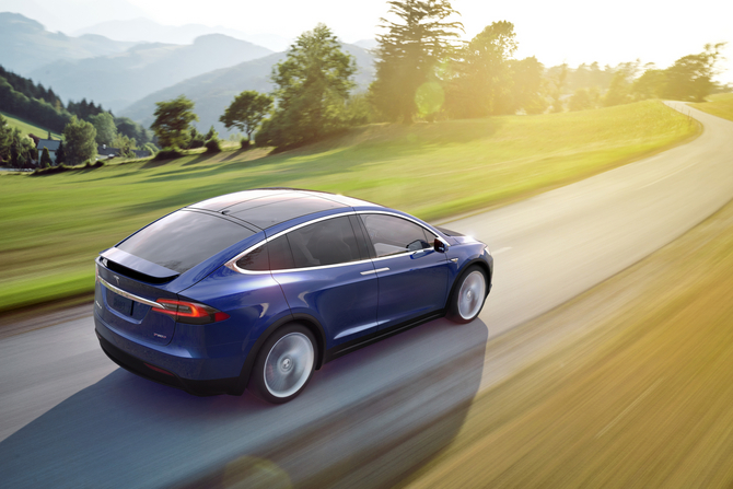 Tesla Model X 90D Tesla Model X 90D