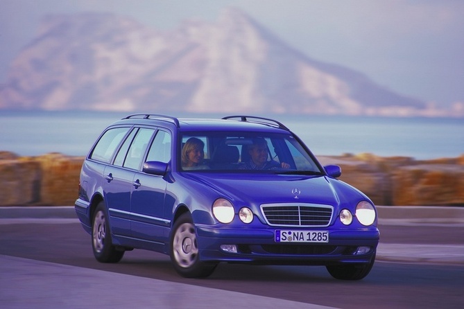 Mercedes-Benz E 200 Estate Mercedes-Benz E 200 Estate