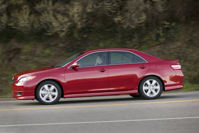 Toyota Camry SE 5-Spd AT Toyota Camry SE 5-Spd AT