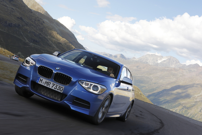 BMW M135i xDrive AT BMW M135i xDrive AT