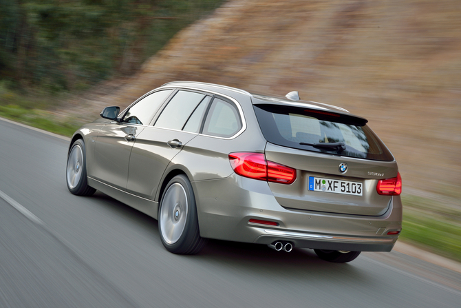No próximo ano a BMW vai lançar uma versão plug-in híbrida do Série 3 No próximo ano a BMW vai lançar uma versão plug-in híbrida do Série 3
