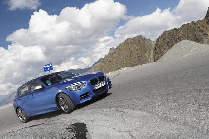 BMW M135i xDrive AT BMW M135i xDrive AT