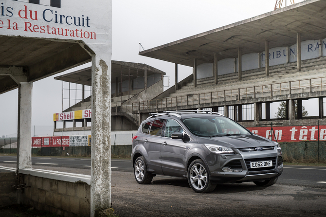 Ford Kuga 4x4 1.5L EcoBoost Titanium Ford Kuga 4x4 1.5L EcoBoost Titanium