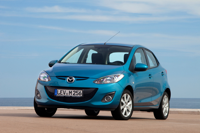 Mazda 2 MZR 1.3 Core 75 Mazda 2 MZR 1.3 Core 75