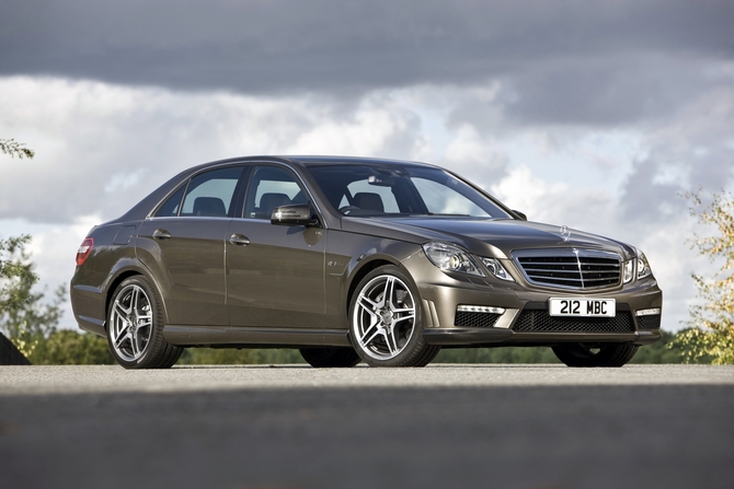 Mercedes-Benz E63 AMG 5.5 Mercedes-Benz E63 AMG 5.5