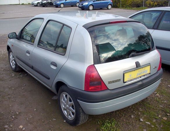 Renault Clio II 1.6 RXE Renault Clio II 1.6 RXE