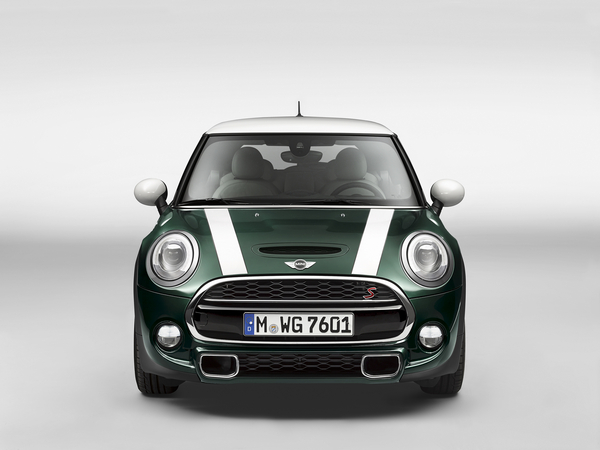 MINI (BMW) Cooper SD Automatic MINI (BMW) Cooper SD Automatic