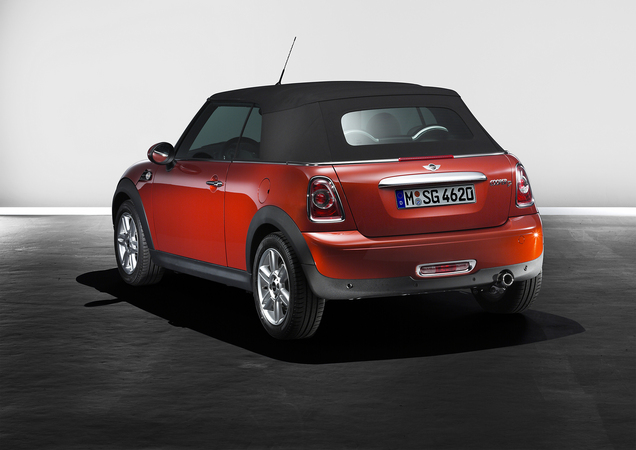 MINI (BMW) Mini Cabrio Cooper 122 hp Auto MINI (BMW) Mini Cabrio Cooper 122 hp Auto