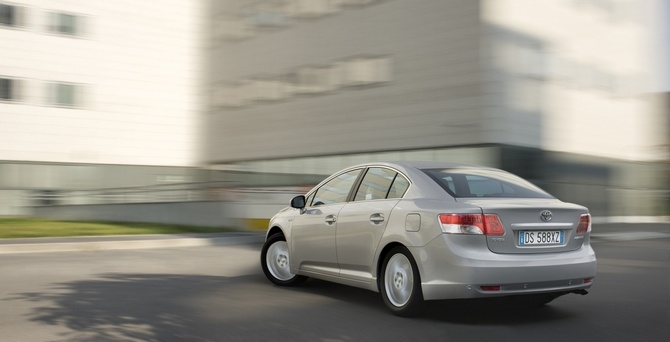 Toyota Avensis Sedan 2.2 D-4D 150 Premium Toyota Avensis Sedan 2.2 D-4D 150 Premium
