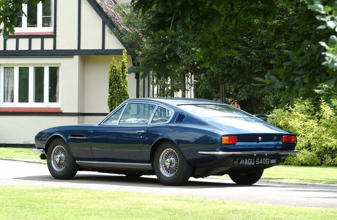 Aston Martin DBS Aston Martin DBS