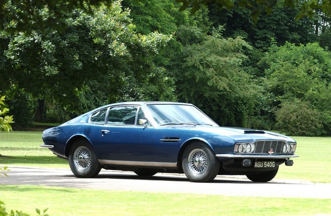 Aston Martin DBS Aston Martin DBS