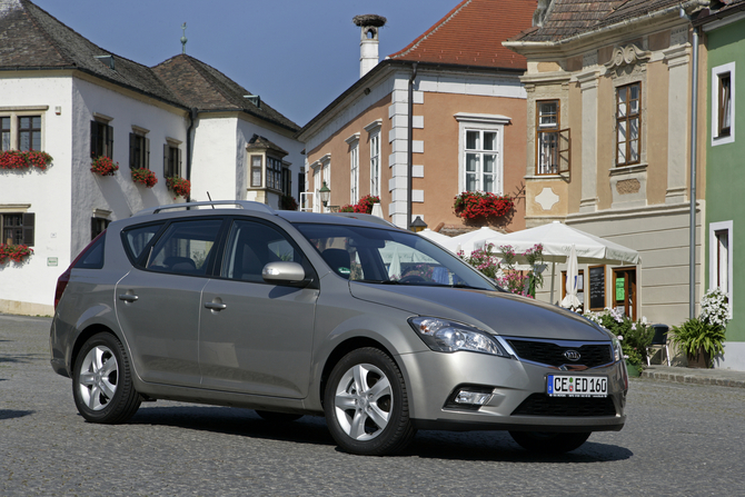 Kia cee�d SW 1.6 CRDi 90cv LX Kia cee�d SW 1.6 CRDi 90cv LX